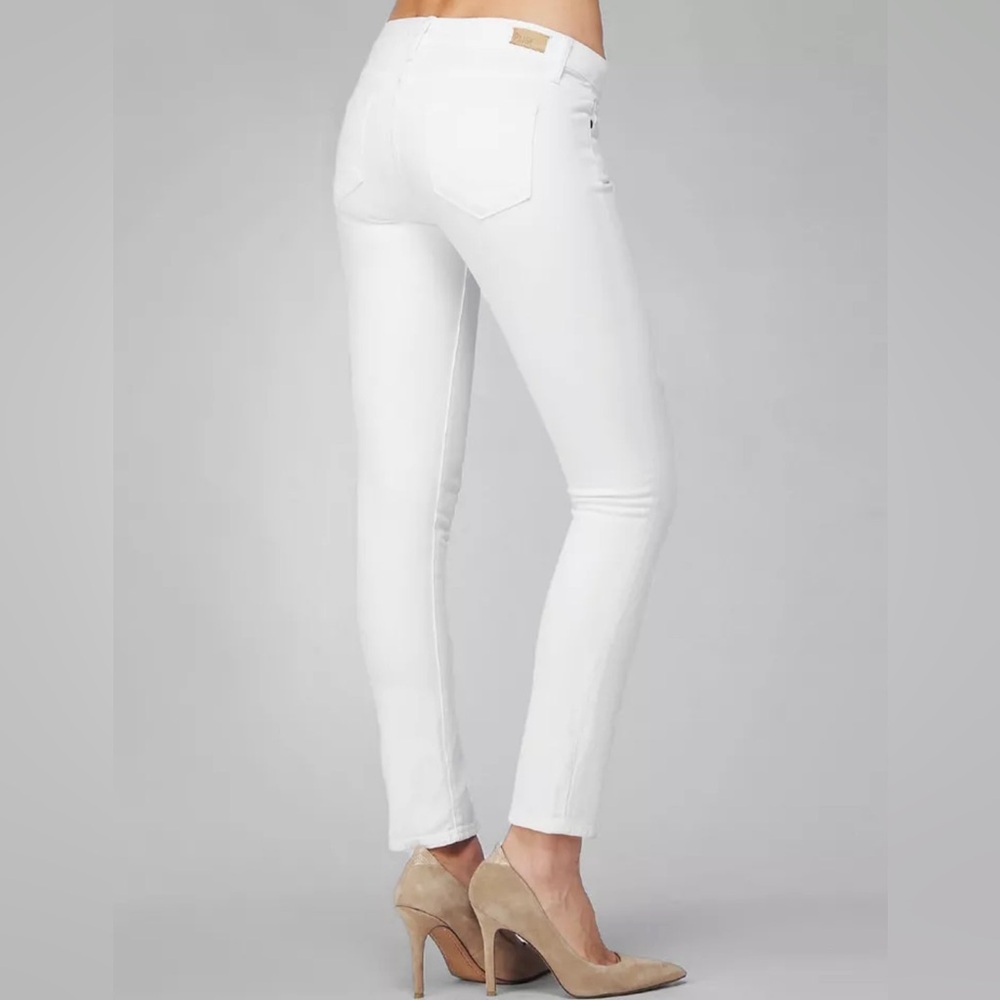 Paige Skyline Ankle Peg Jeans in Crisp White